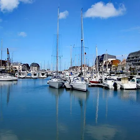 Charmante Petite Maison De La Cote Normande Holiday home *