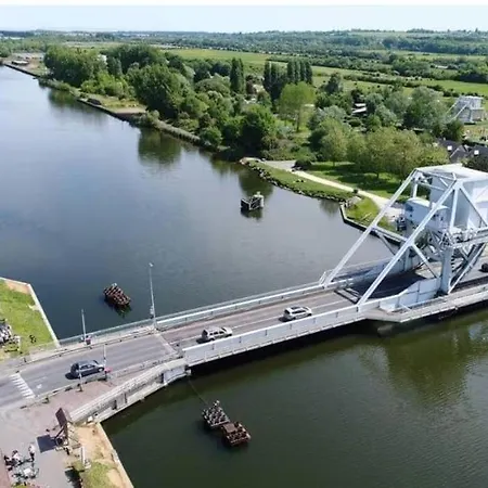 Holiday home Charmante Petite Maison De La Cote Normande