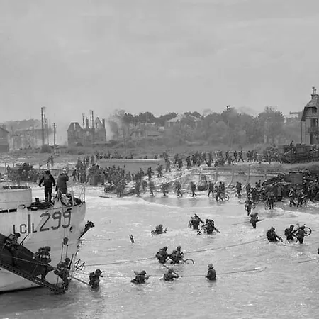 펜션 Charmante Petite Maison De La Cote Normande *