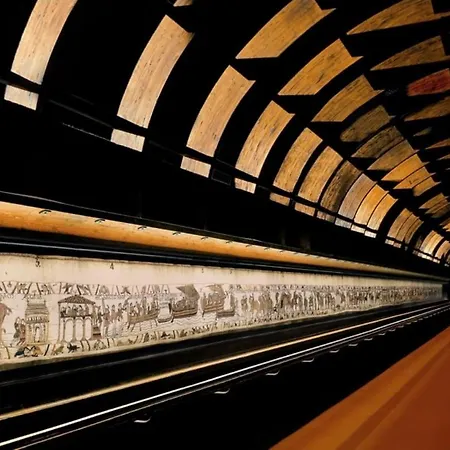 Charmante Petite Maison De La Cote Normande 펜션