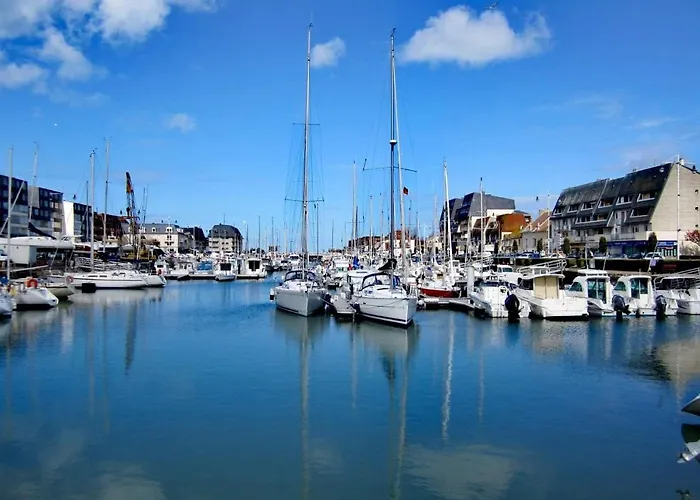Charmante Petite Maison De La Cote Normande 度假居 *