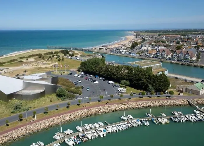 Charmante Petite Maison De La Cote Normande *