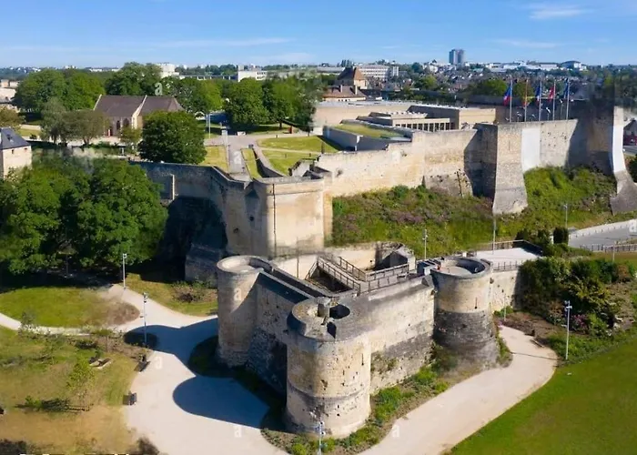 Holiday home Charmante Petite Maison De La Cote Normande Courseulles-sur-Mer